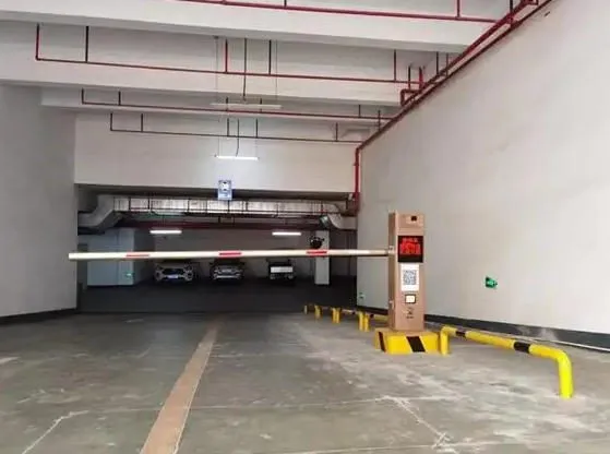 停车楼车辆出入道闸