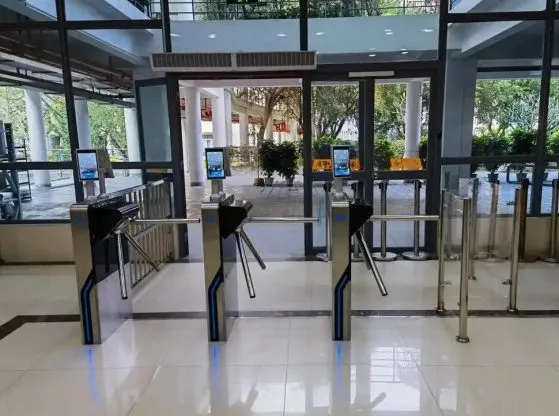 医院人行闸道